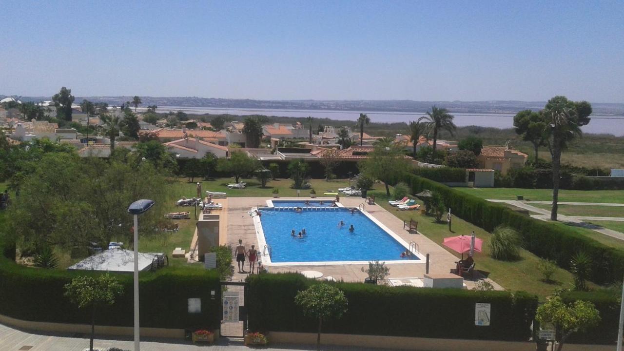 Bnb Casa Frente Al Lago Rosa Torrevieja Exterior photo